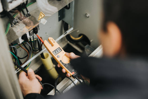 Best Licensed Electrician  in Sweet Springs, MO